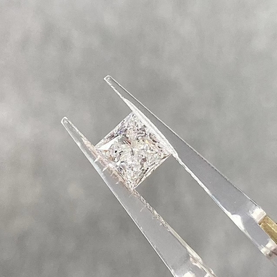 Diament Princess Cut 3,22 ct E VS z certyfikatem IGI, luzem, hodowany w laboratorium CVD